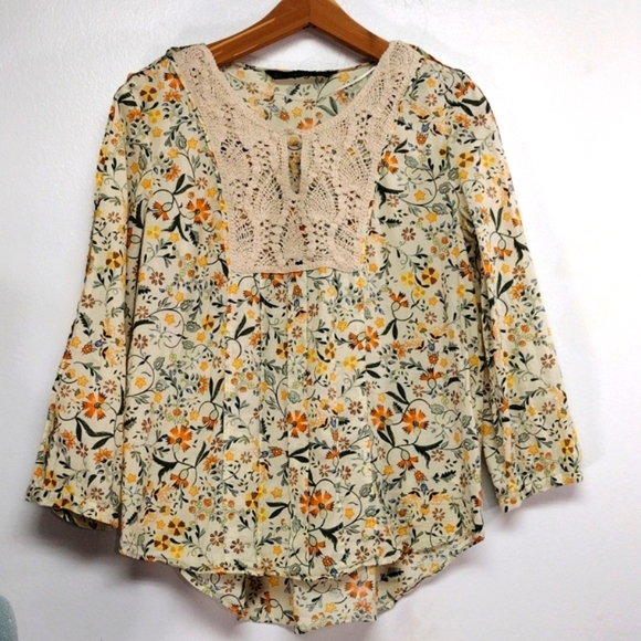 Zara Tops - Zara Basic Boho Pop Over Tunic Style Top Size M Pastel Yellow Floral Pattern